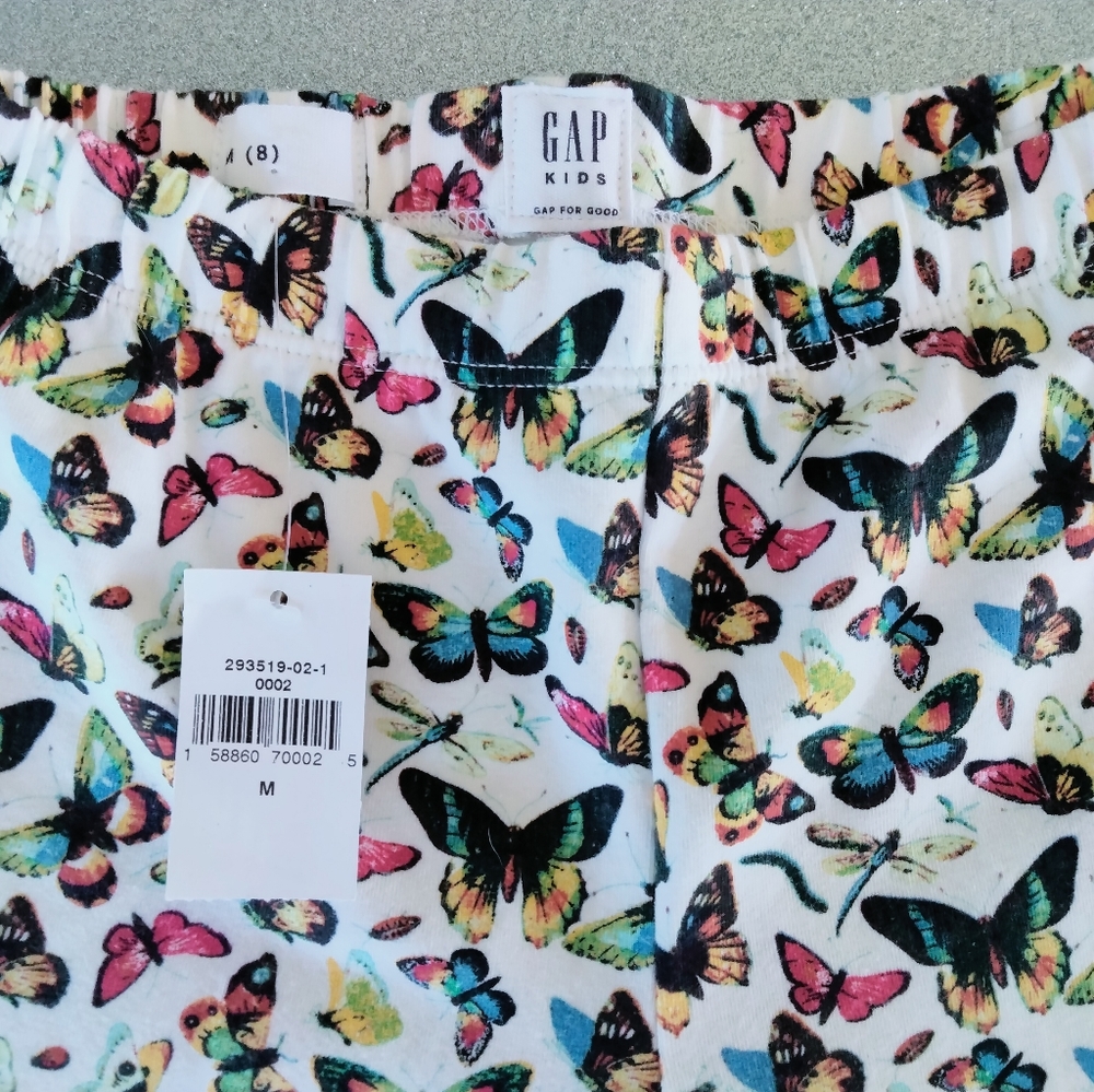 Gap beautiful butterfly leggings for girls   new with a tag.